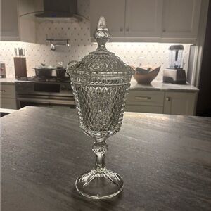 Indiana Glass Clear Crystal Lidded Compote
Diamond print clear  vintage